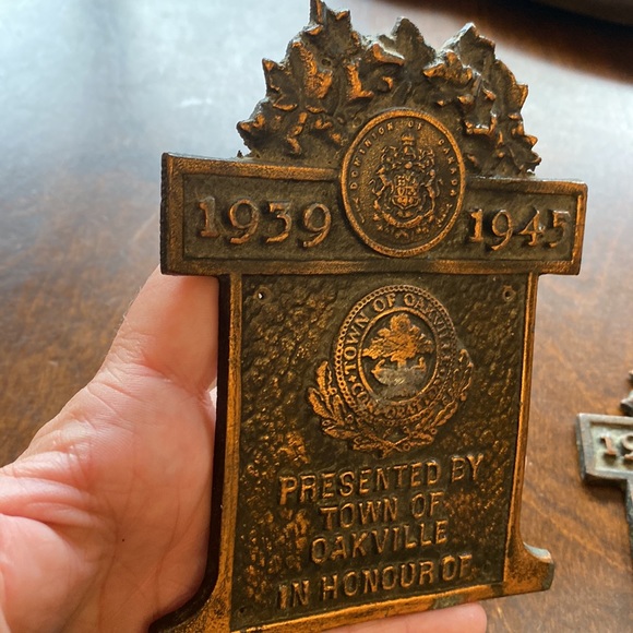 WW2 WWII CANADIAN PLAQUE PRESENTED BY THE TOWN OF OAKVILLE ONTARIO - Picture 3 of 8